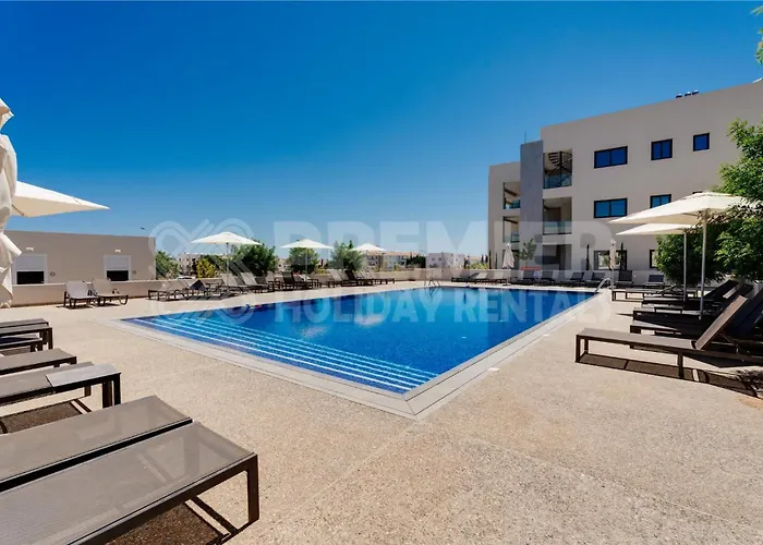 Alicia Apartman Paralímni